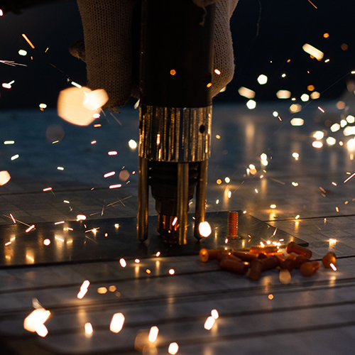 Приварка метизов